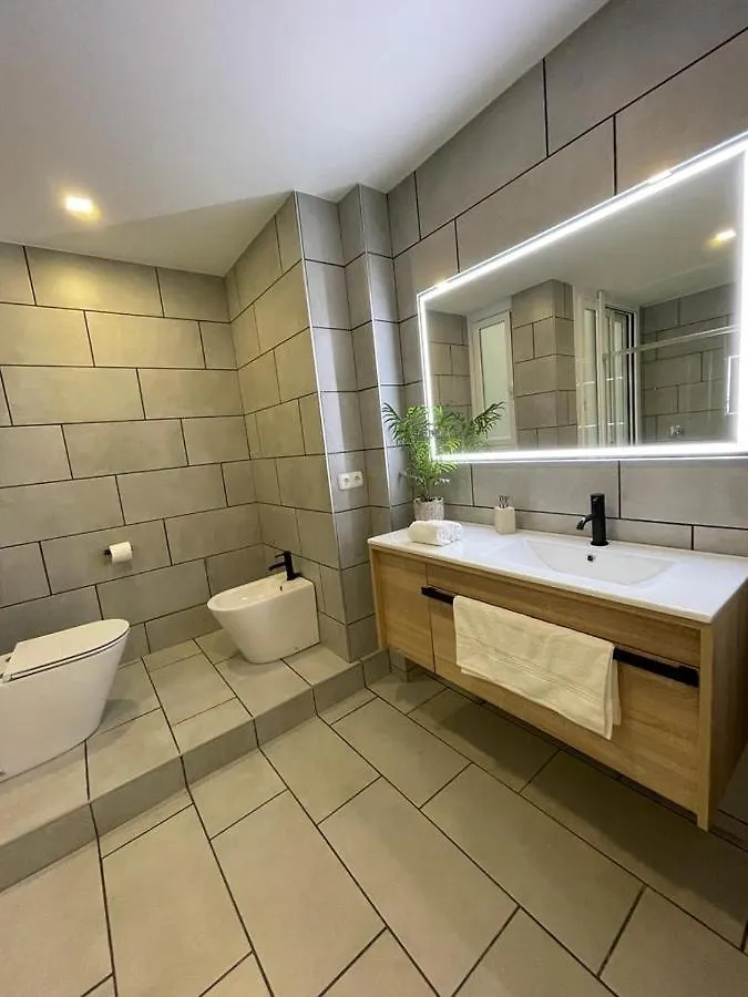 Buen Pastor Suite Apartment - A Estrenar!